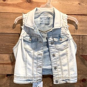 Women’s Jean Vest